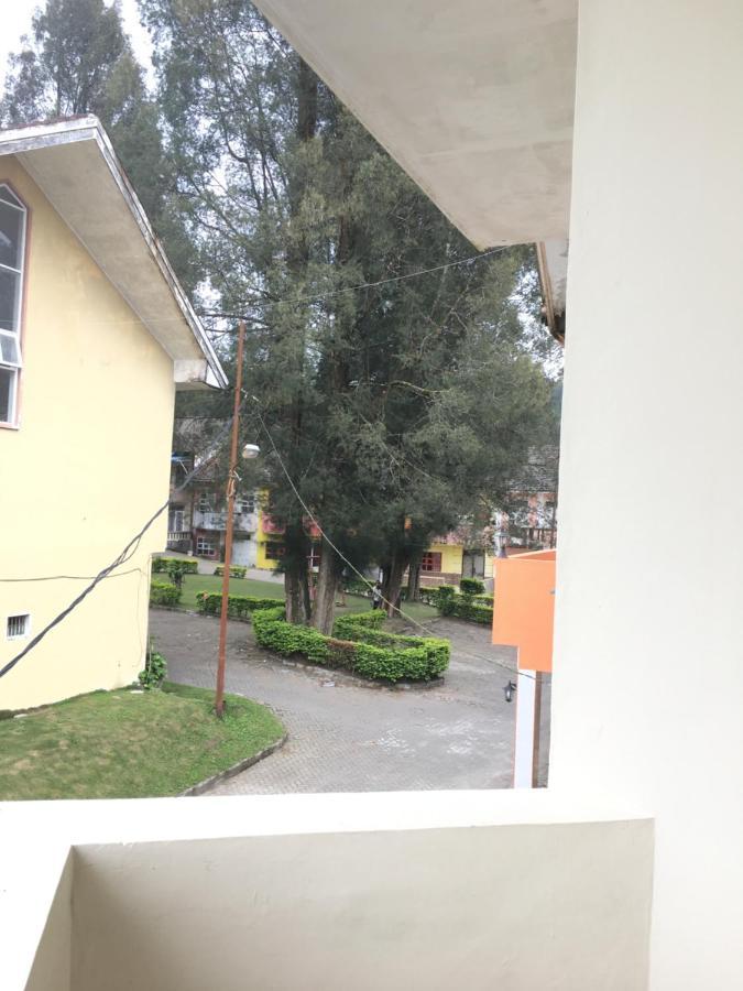 Villa Bukit Indah Berastagi Exteriör bild